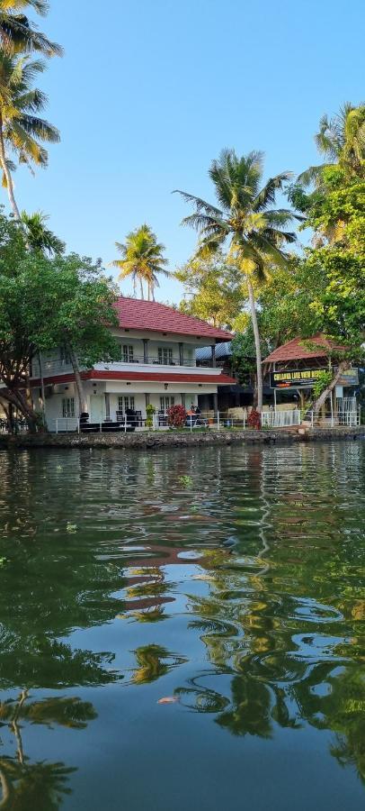 Chilanka Lake View Resort Alappuzha Exterior photo